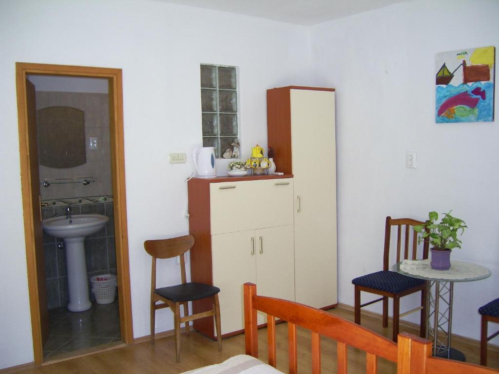 Apartments Villa More Makarska Værelse billede