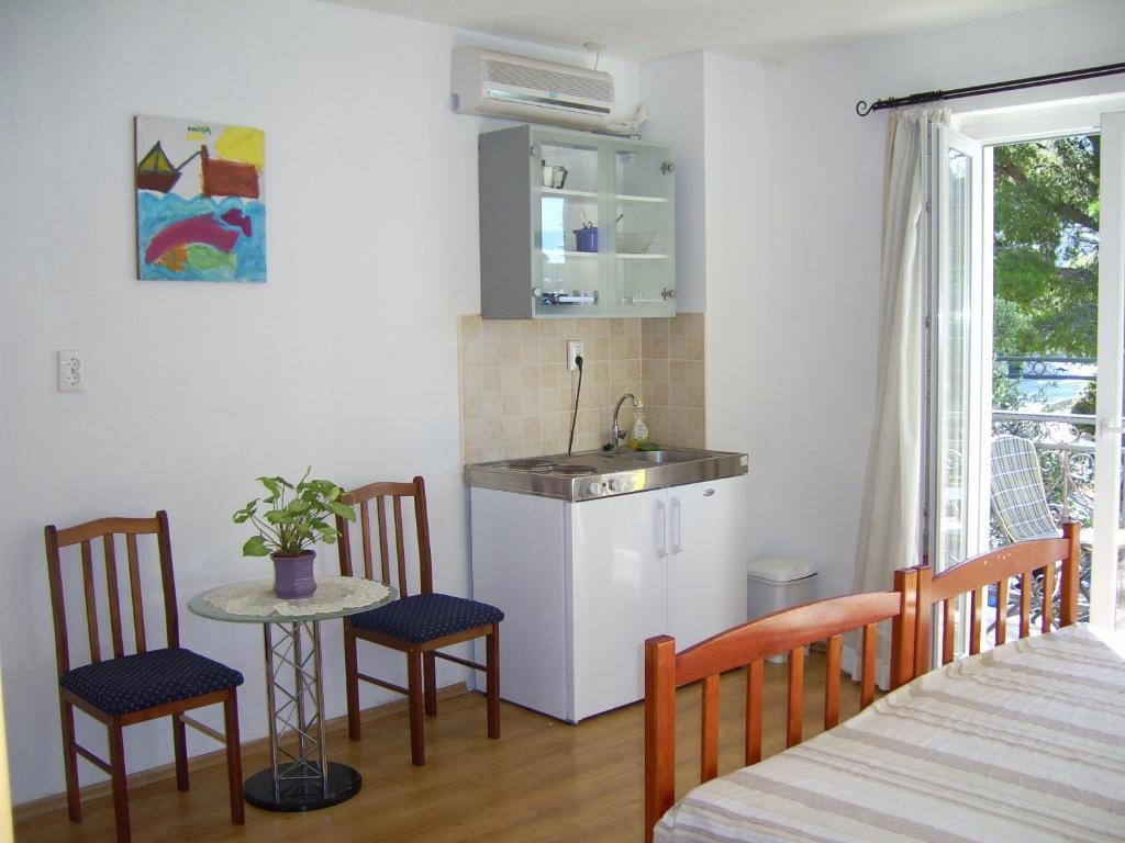 Apartments Villa More Makarska Værelse billede